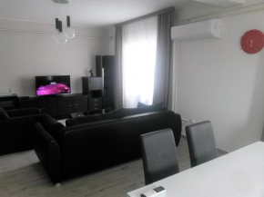 Гостиница Apartment Sandra  Водице